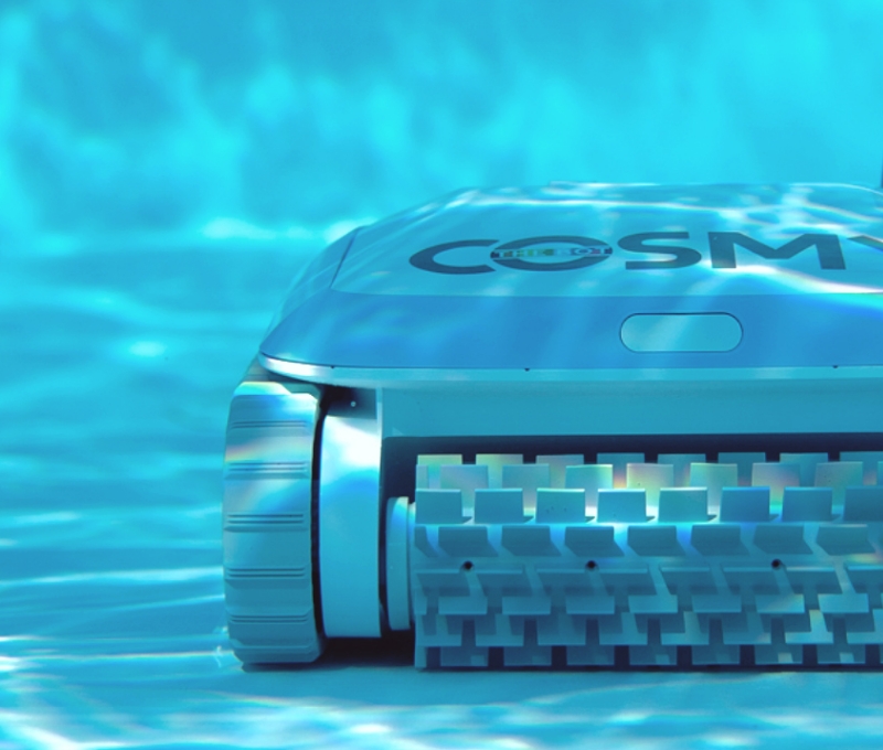 robot cosmy sous l'eau