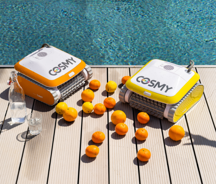 robots cosmy the bot de piscine orange et jaune fruits